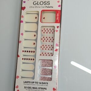 Dashing Diva Nail Strips Valentine's Day